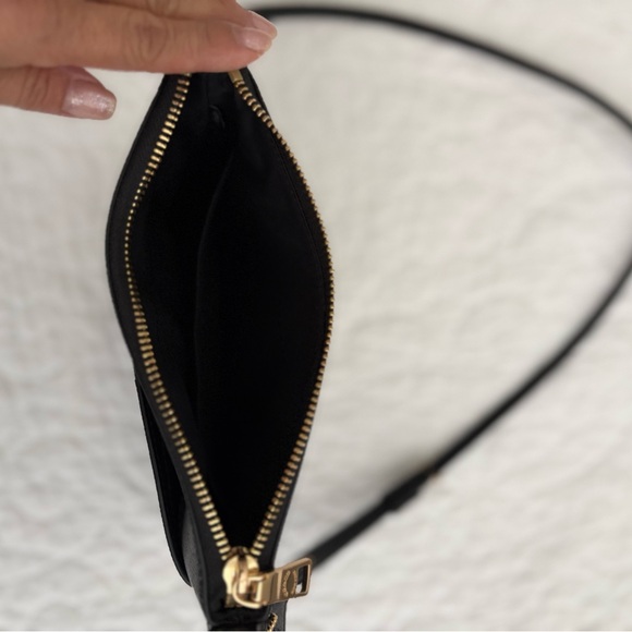 Coach Small Black Crossbody Bag Like New Condition - Picture 7 of 13